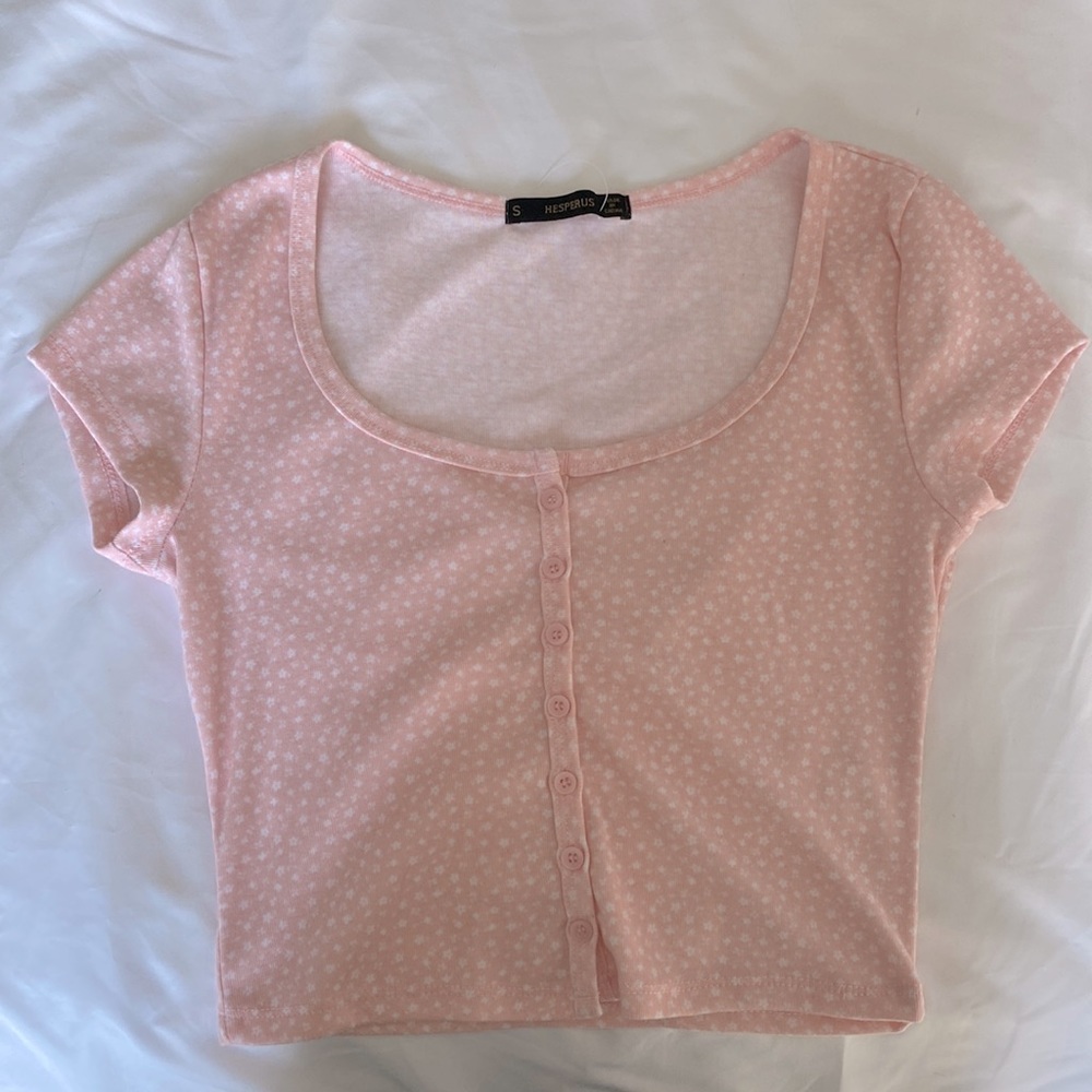Cute pink top!